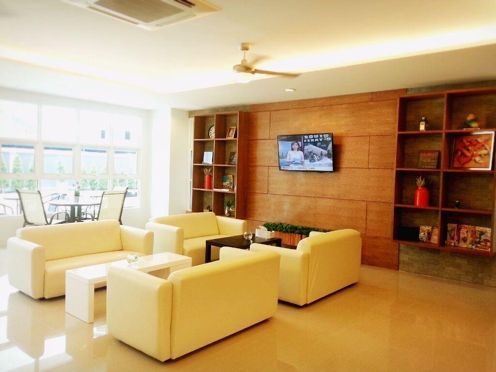Wealth 30Th Hotel Bangkok Buitenkant foto